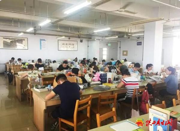 985高校双榜“2024高校排名”发布，清华北大互有胜负，浙江大学表现优异2.png