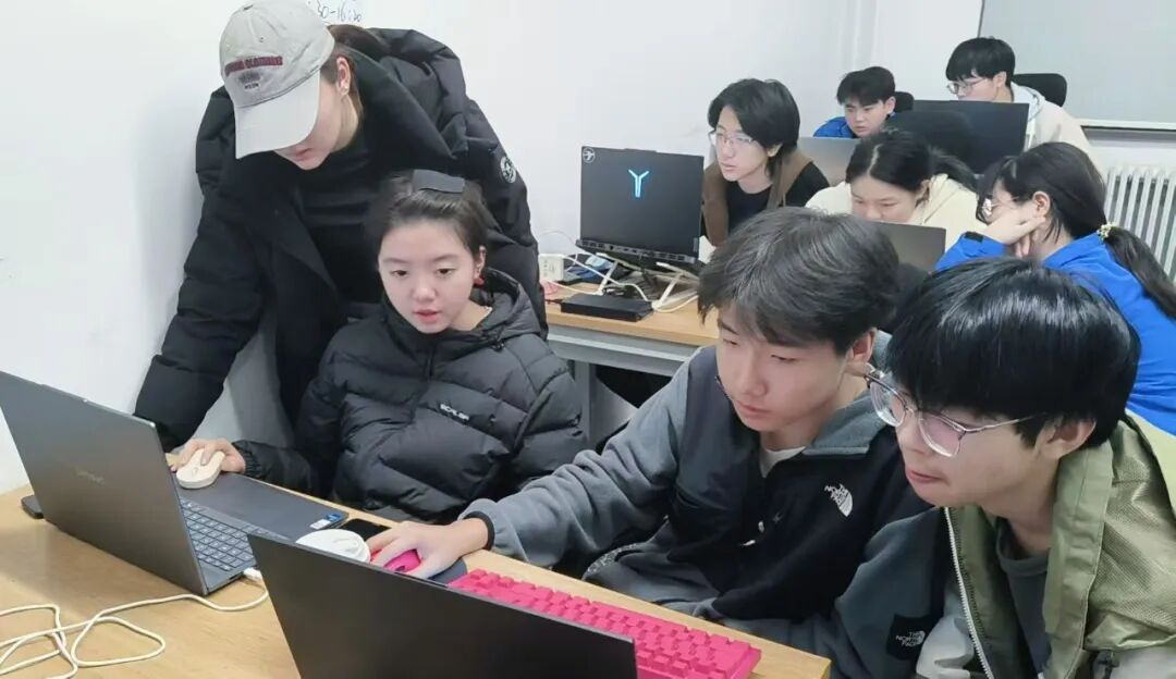 喜报！陕西航天职工大学在省第九届中华职业教育创新创业大赛斩获一等奖