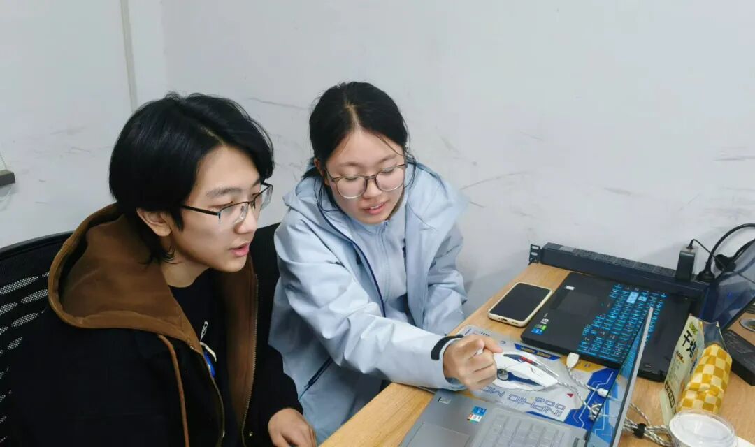 喜报！陕西航天职工大学在省第九届中华职业教育创新创业大赛斩获一等奖