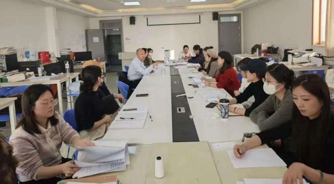 西安城市建设职业学院成功举办“铸魂育人守初心，AI赋能启新程”教师培训活动