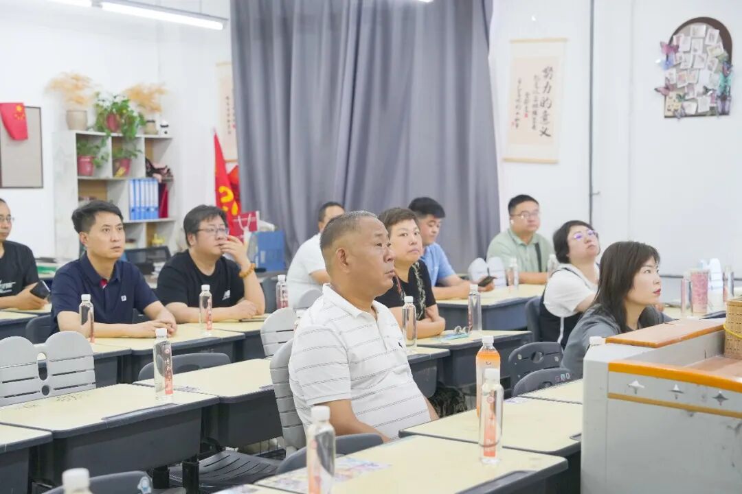 双向奔赴，“育”见未来 | 西安博雅艺术职业高中2026年春季学期期末家长会圆满结束