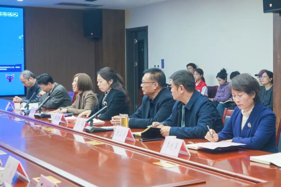 宝鸡职业技术学院举行“校园企合作”集中签约授牌仪式