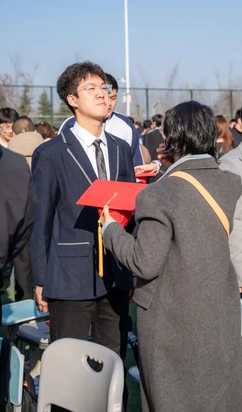 直击！西安现代综合职业高中2026年高考誓师大会暨成人礼高燃现场