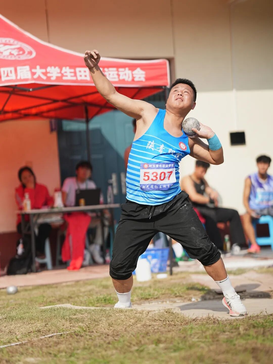 陕西青年职业学院学子在陕西省第四十四届大学生田径运动会中斩获佳绩