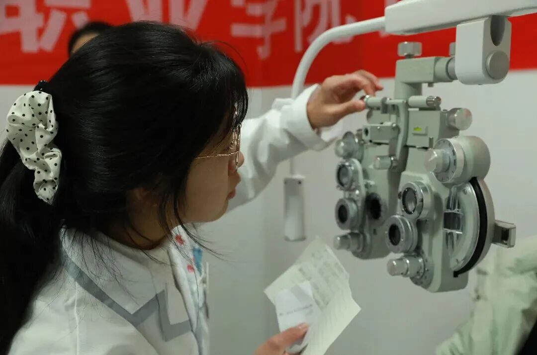 专业探秘 | 走进西安海棠职业学院眼视光技术专业实况