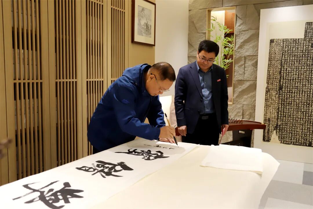 西安翻译学院举行高层次人才工作室揭牌仪式暨终南翰墨笔会