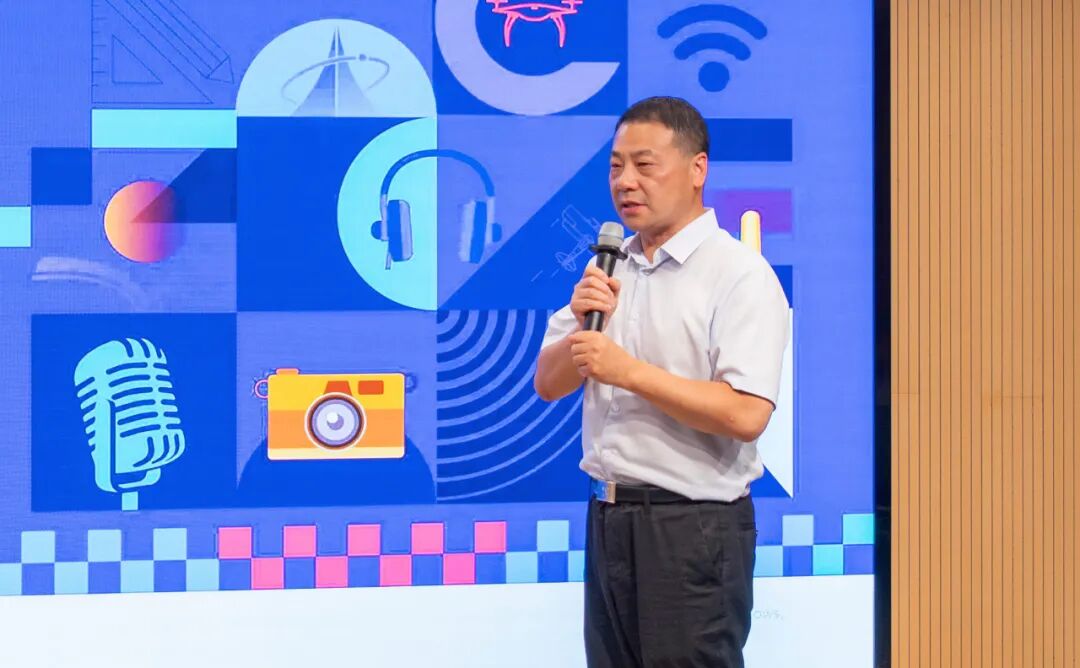 西安明德理工学院艺术与设计学院2026届优秀毕业设计作品展盛大开幕！