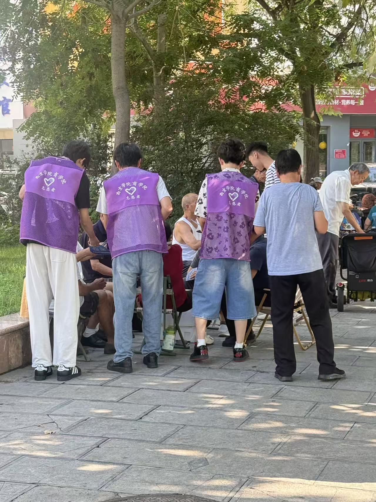 西京学院“法润三域・青盾无毒”实践团分赴多地开展暑期“三下乡”禁毒法治宣传实践