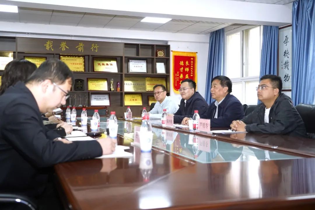 中国中铁西北区域总部与西安城市科技职业学校共筑产教融合新模式