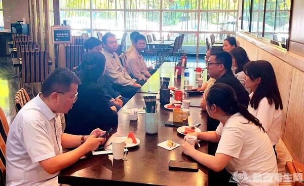 陕西旅游烹饪职业学院酒旅教研室走访企业2.jpg