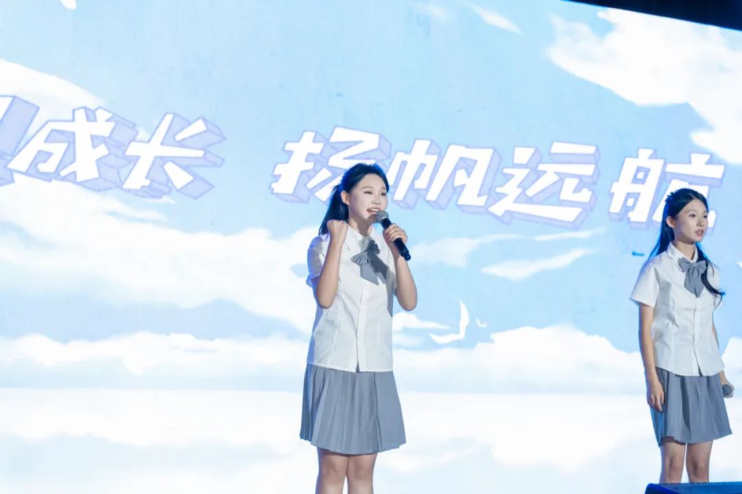 高燃！璀璨！西安现代综合职业高中2025届毕业晚会封神之夜！