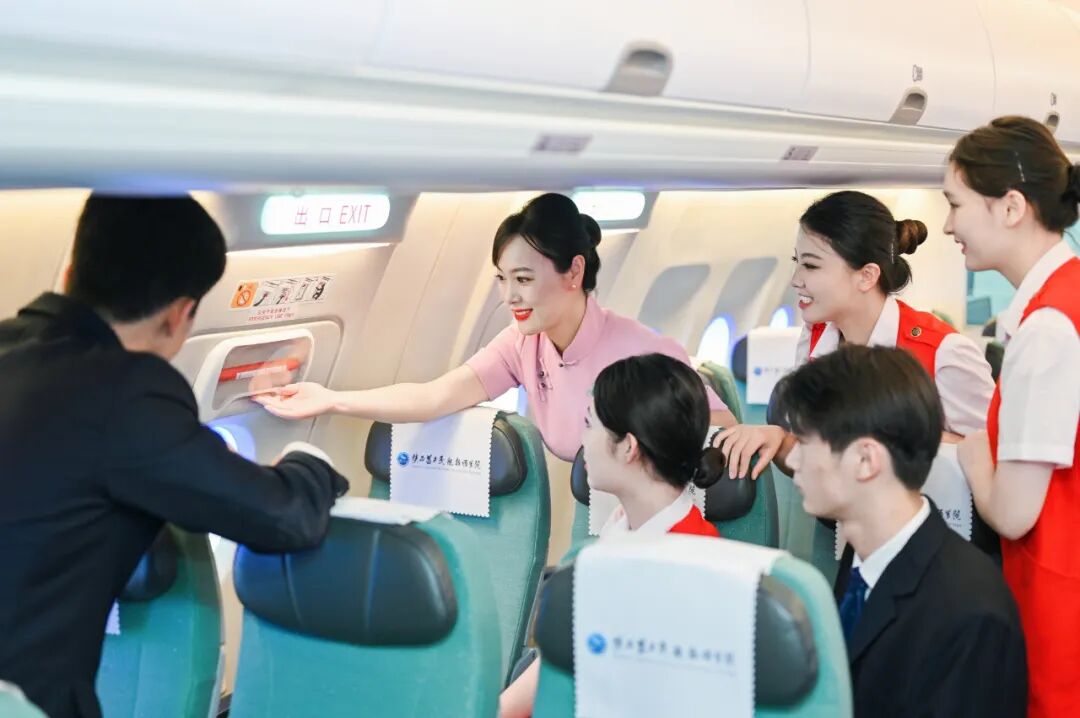 权威发布！陕西蓝天民航技师学院2026年招生简章