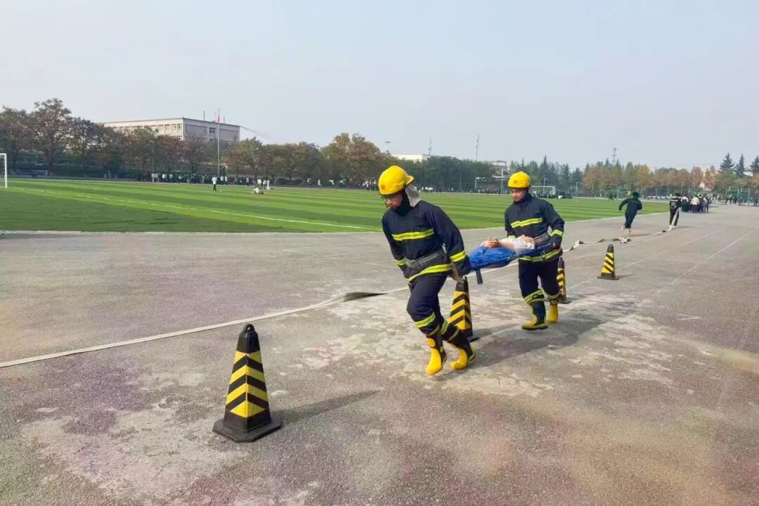 【喜报】西安铁道技师学院在西安市第二届大学生消防运动会中斩获团体三等奖！