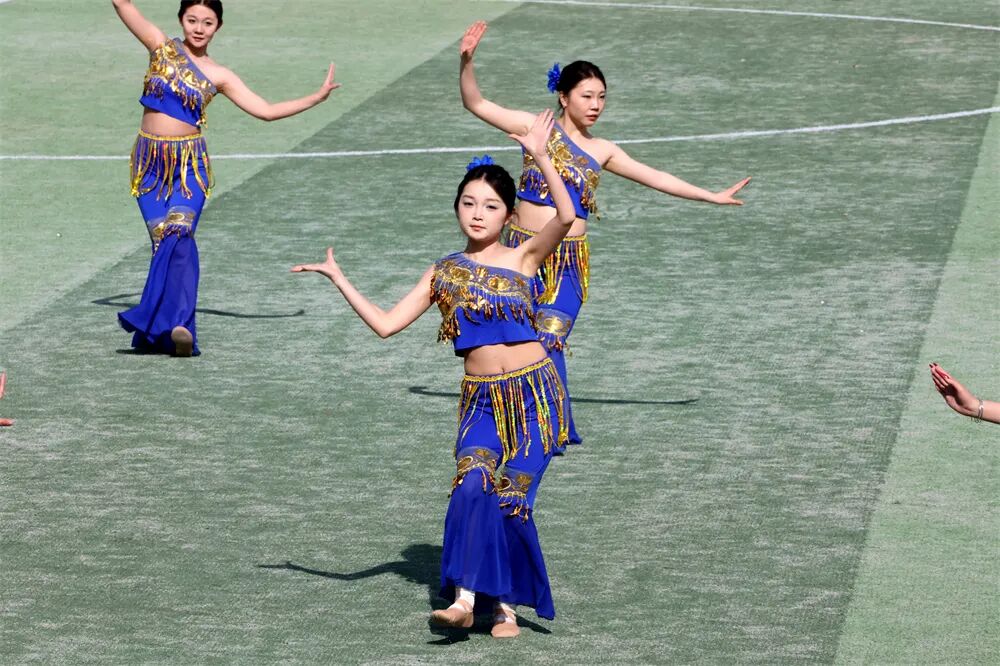 聚焦精彩！西安翻译学院第十九届田径运动会，开幕！