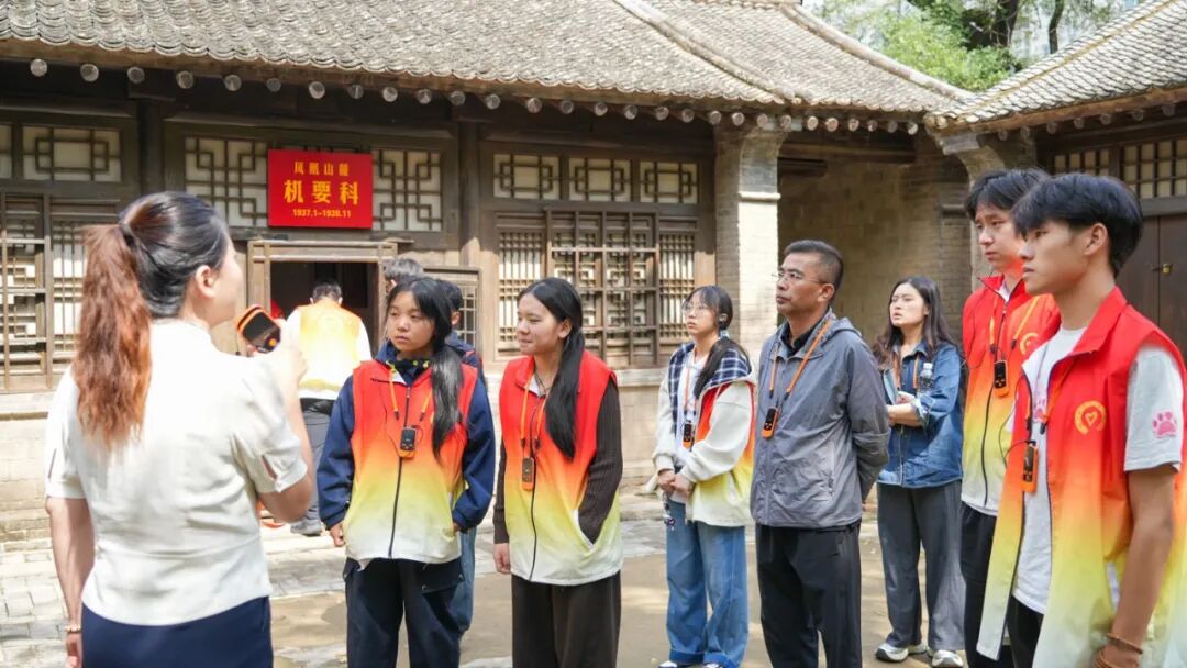 到延安去！西安城市建设职业学院百名青年学子赴革命圣地开展实践研学活动