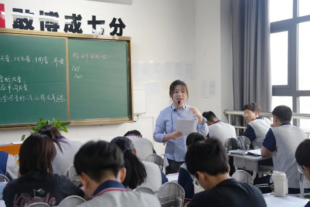 西安博雅艺术职业高中市级技能大赛创佳绩，文化课教学助力学生全面发展