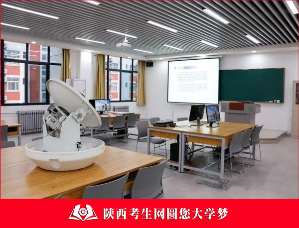 西安明德理工学院北斗学院：赋能北斗产业的高素质应用型人才培养高地9.jpg