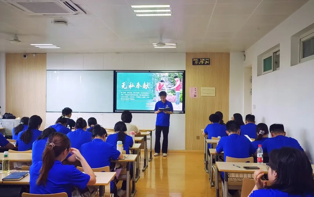 2026年陕西省大学生志愿服务西部计划志愿者活动在西安培华学院举行