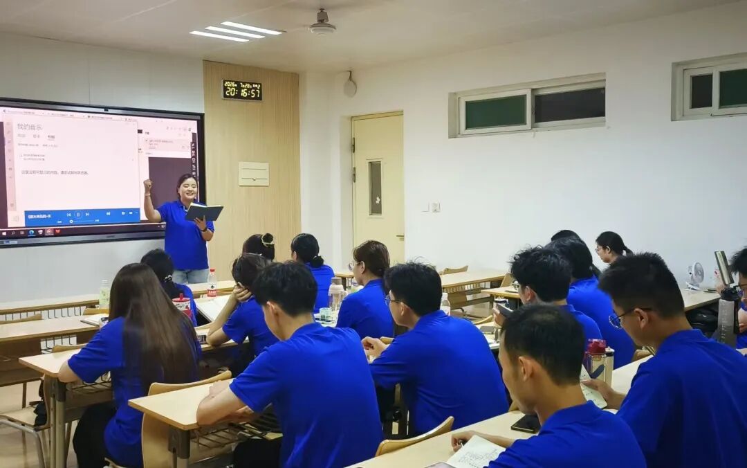 2026年陕西省大学生志愿服务西部计划志愿者活动在西安培华学院举行