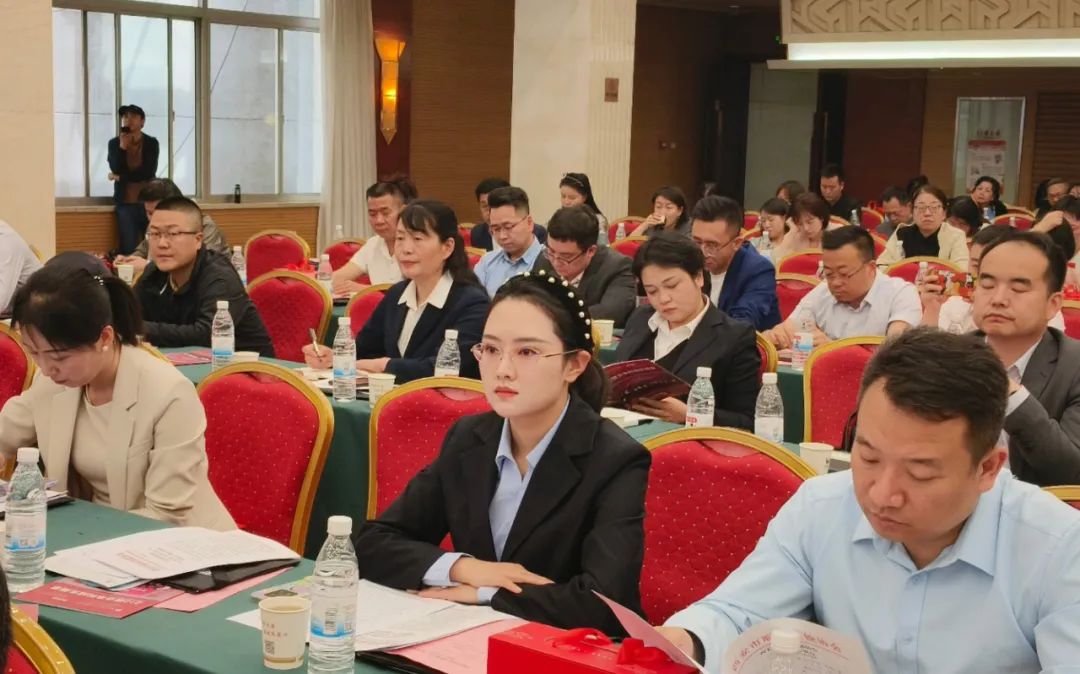 喜报|西安立讯科技技师学院吴国飞院长荣获“优秀校长”荣誉称号！