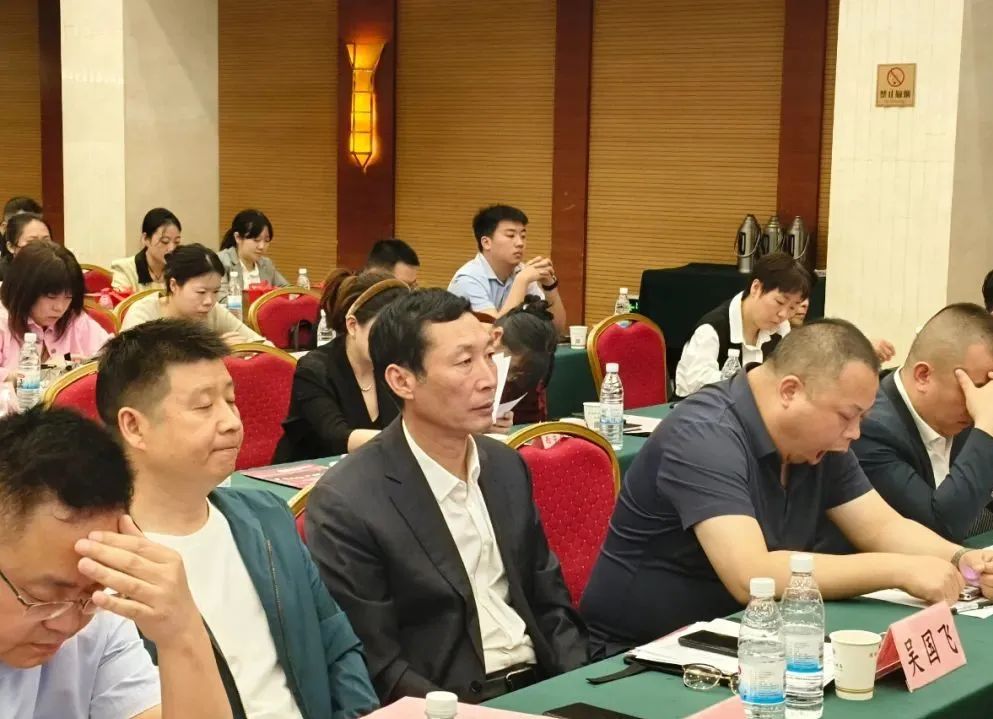 喜报|西安立讯科技技师学院吴国飞院长荣获“优秀校长”荣誉称号！