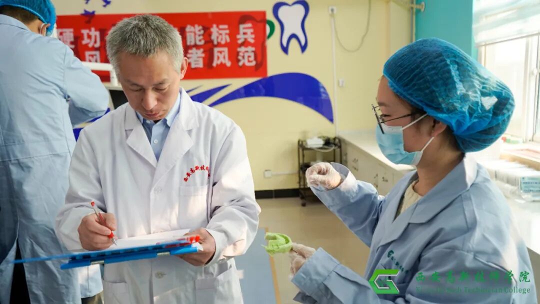 数字精工 匠心铸齿｜西安高新技师学院口腔义齿制造专业好就业、前景稳！