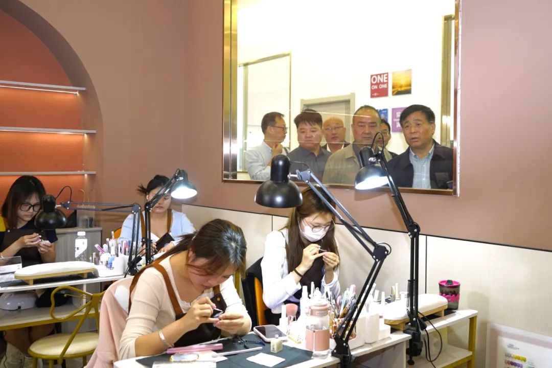 中国中铁西北区域总部与西安城市科技职业学校共筑产教融合新模式