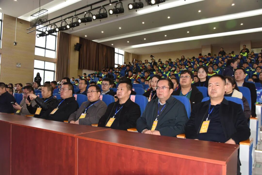 延安市第五届中小学人工智能暨创客大赛成功举办