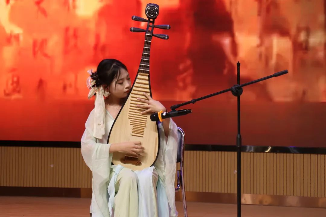 青春不散场 梦想再起航 | 陕西旅游烹饪职业学院2025届毕业生晚会温情上演