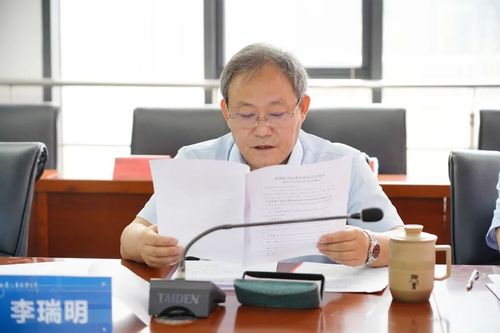 西安汽车职业大学召开2023届职业本科校学位评定委员会会议2.jpg