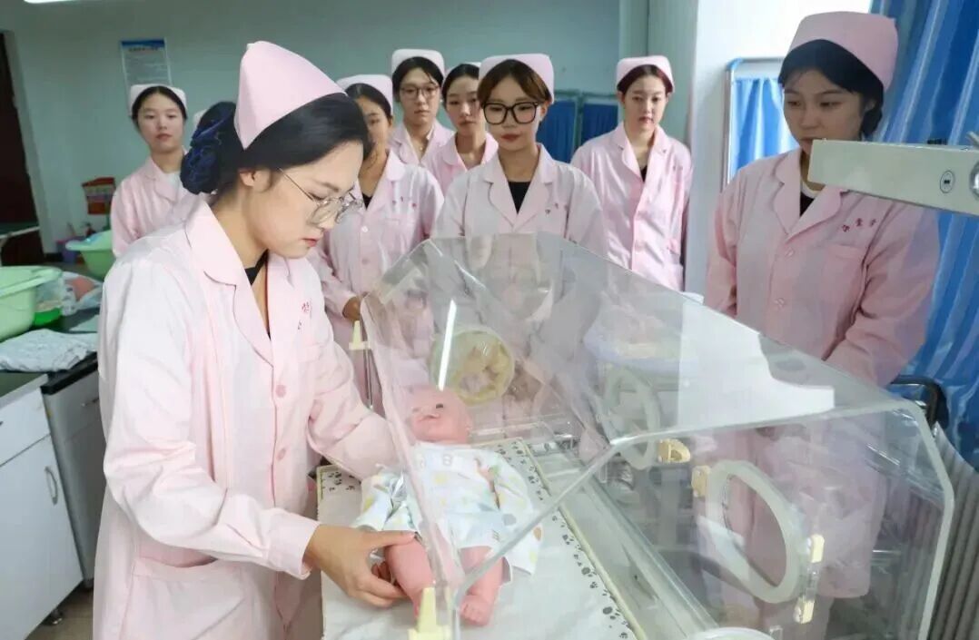 @2026陕西高考生！西安海棠职业学院护理专业果然有段位！