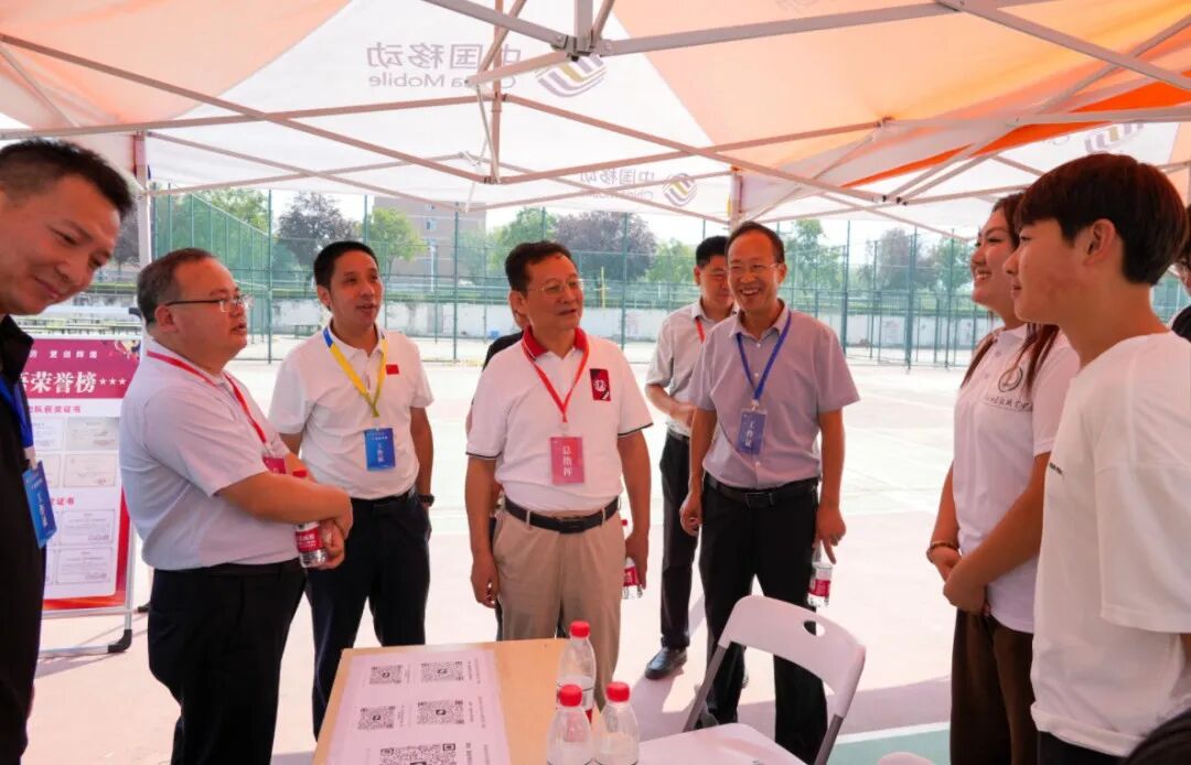 “新”光熠熠｜多图直击西安城市建设职业学院2026级新生报到现场！