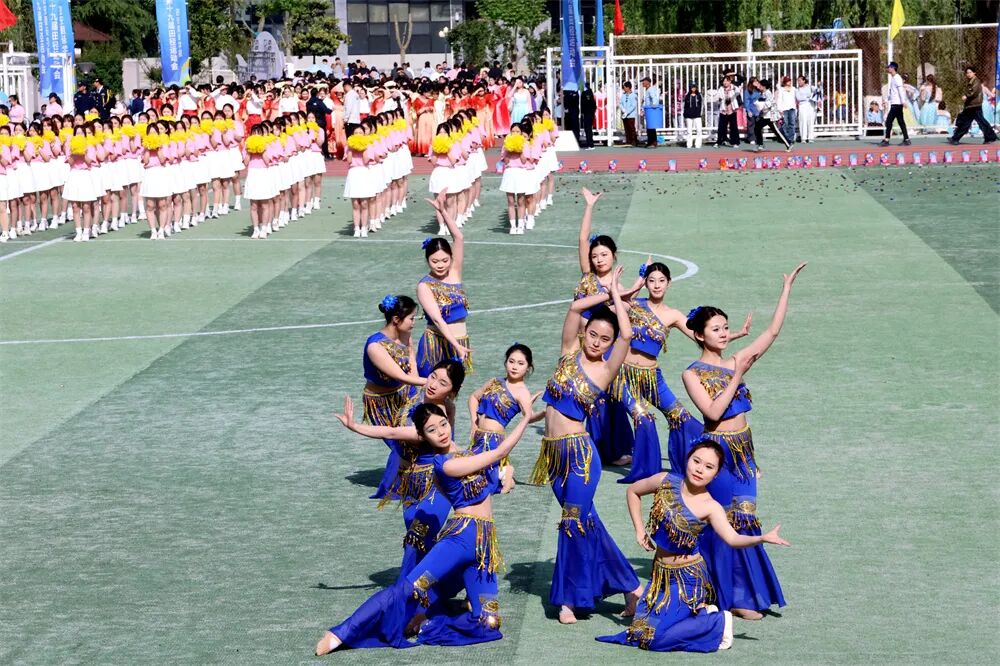聚焦精彩！西安翻译学院第十九届田径运动会，开幕！