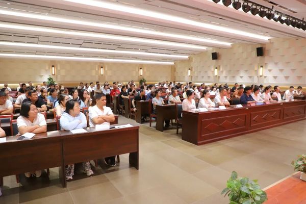 西咸理工职业高级中学2025-2026学年第二学期家长会