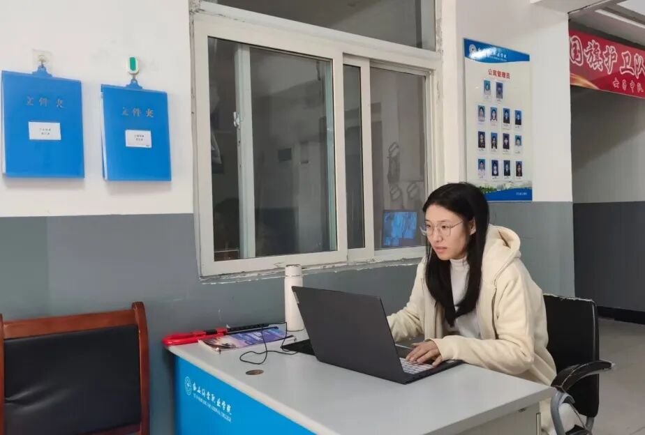 西安海棠职业学院社区辅导员—徐梦云 |  设计专业研究生的育人之路