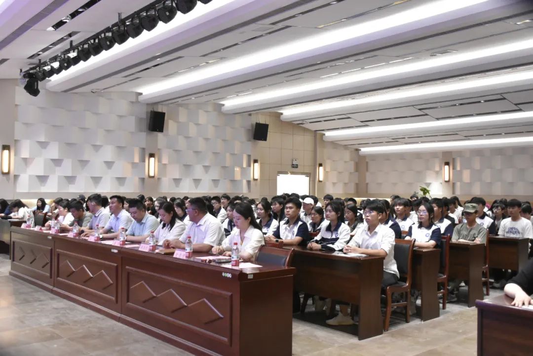 西安轨道交通技师学院第十届学生职业技能大赛盛大开幕！