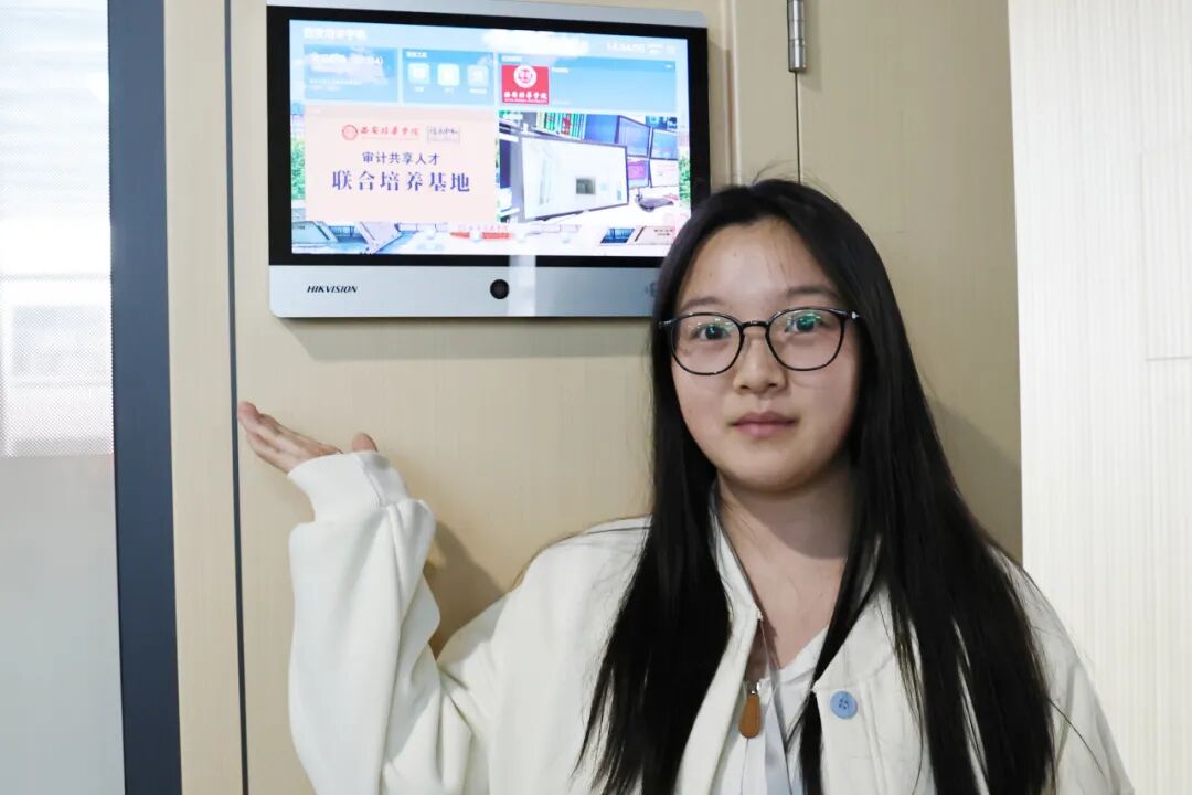 西安培华学院的毕业生职场生涯，从校园就开始！打破传统毕业生就业难的现实