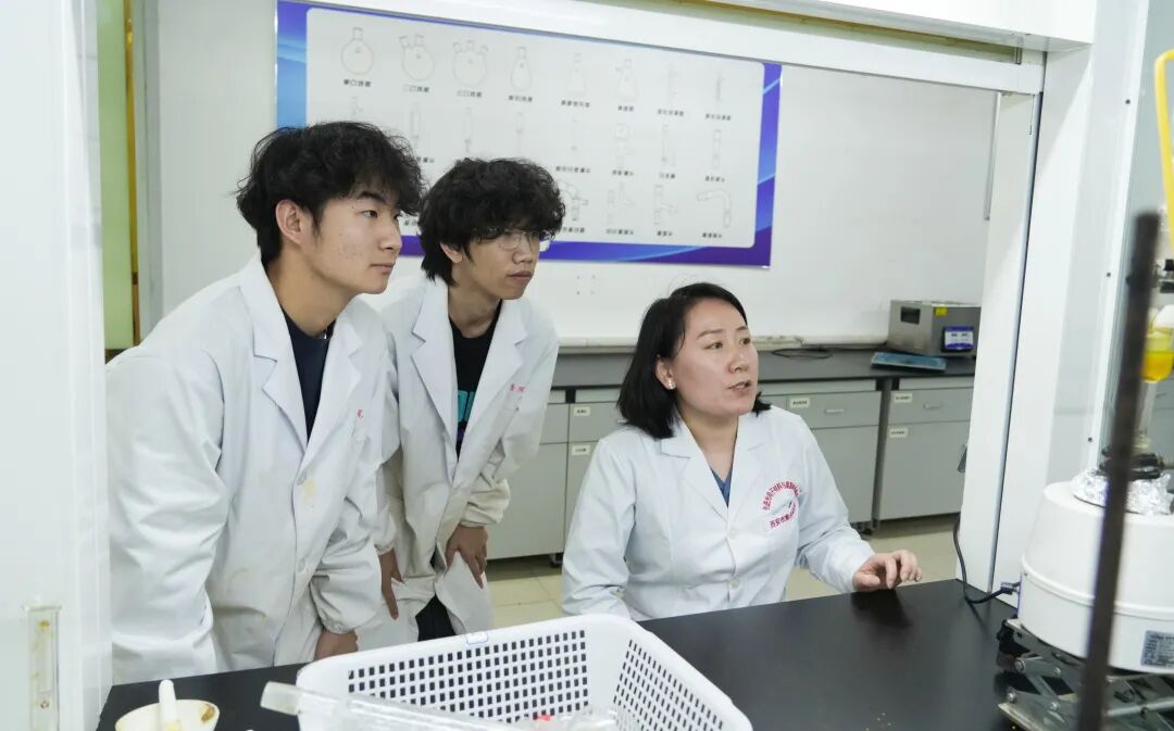 西京学院主持制定！我国首个煤焦油族组分分离与测定国家标准发布
