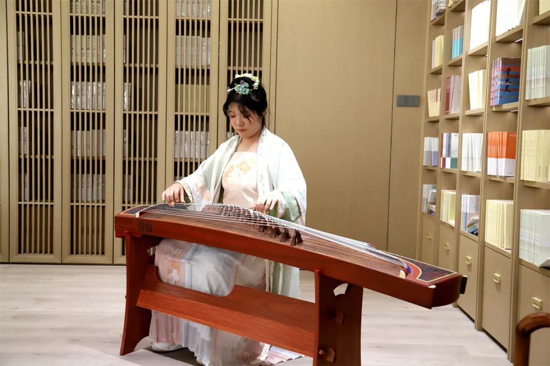 西安翻译学院举行高层次人才工作室揭牌仪式暨终南翰墨笔会