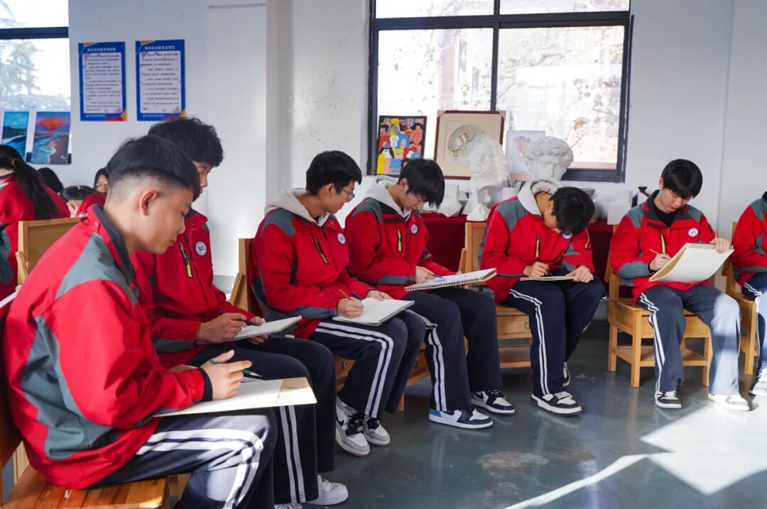 体育健体魄 美育润心灵 | 西安新高教职业高中体育、美育教育实践篇!