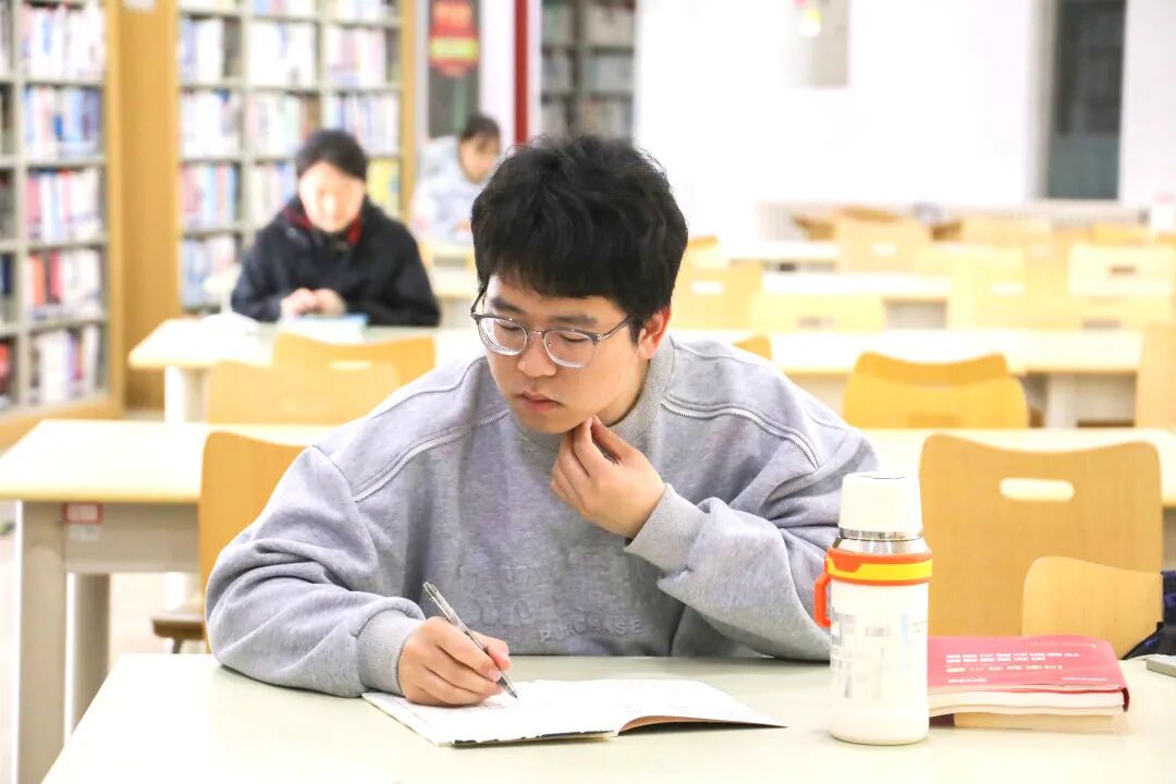 第一课开讲！西安培华学院的打开方式是这样的！