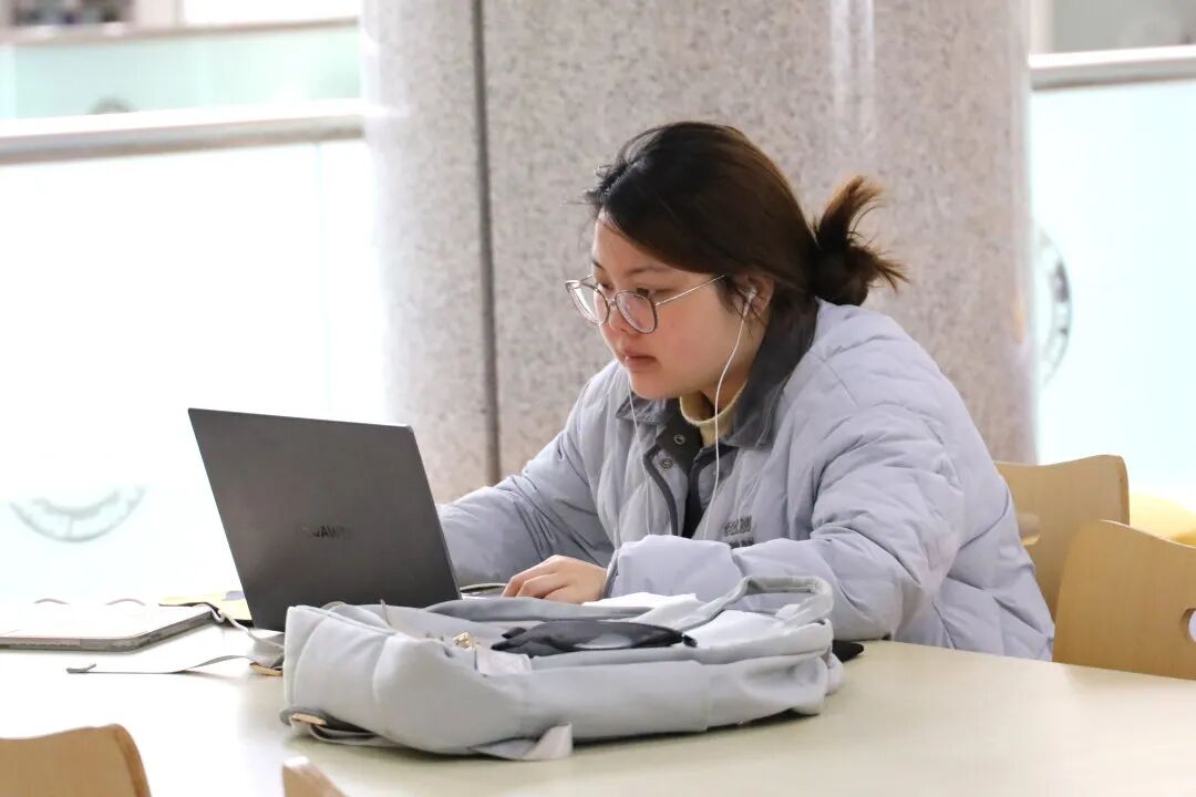 第一课开讲！西安培华学院的打开方式是这样的！