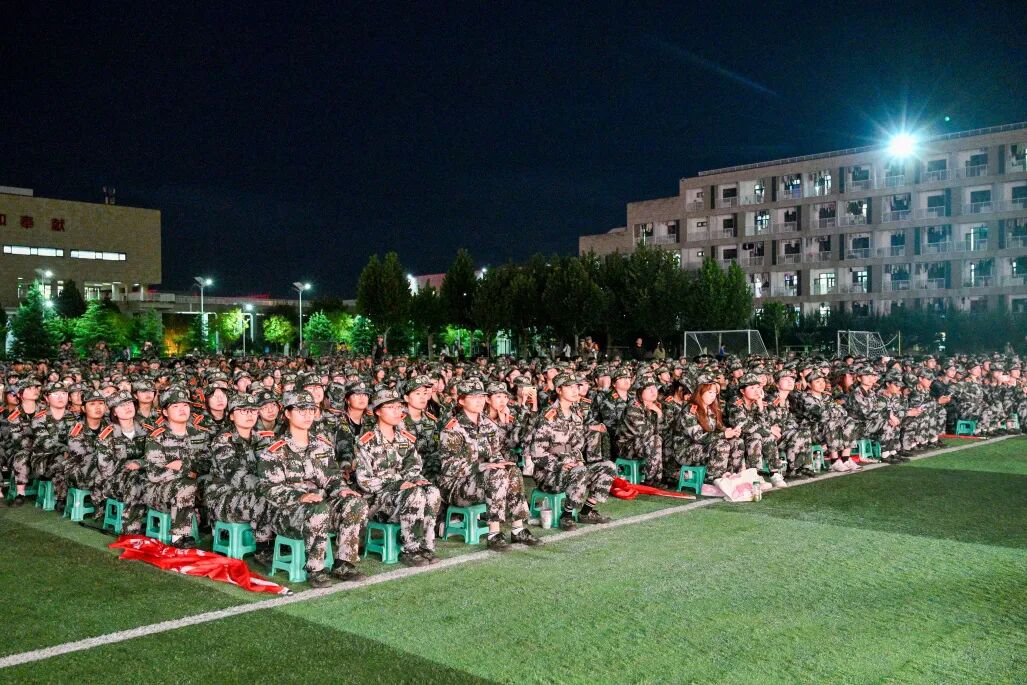 西安汽车职业大学举办“奏响长征壮歌·赓续红色血脉”专场音乐会