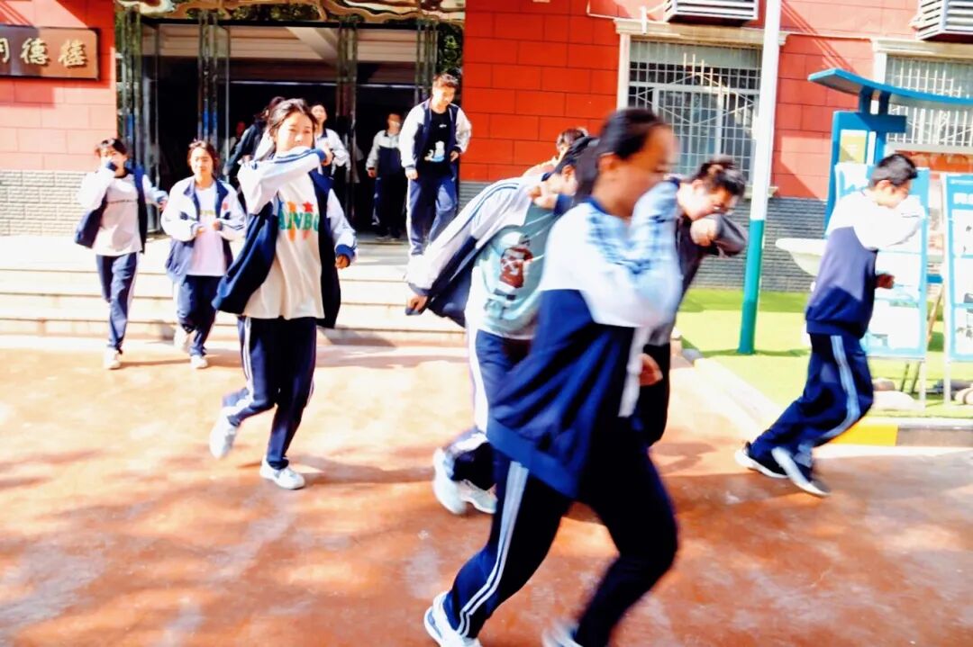西安东方职业高级中学开展消防安全主题教育活动