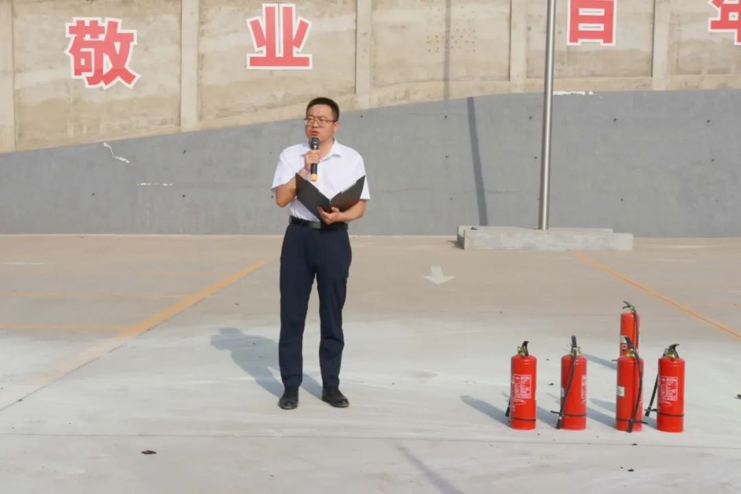 西安育华职业高中2025年防震消防安全演练：筑牢生命防线，守护你我安全