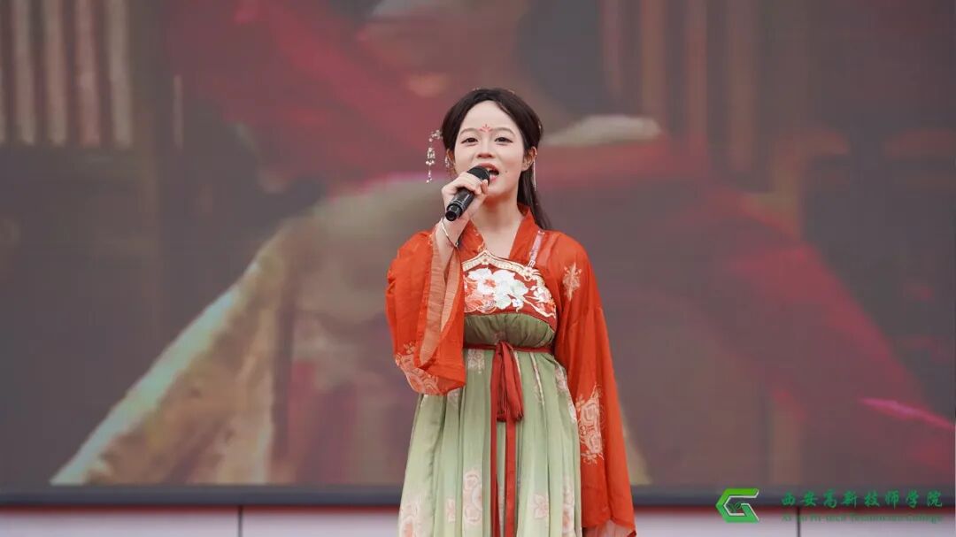 西安高新技师学院“唱响红五月 匠心筑梦行”合唱比赛暨文艺汇演圆满结束！