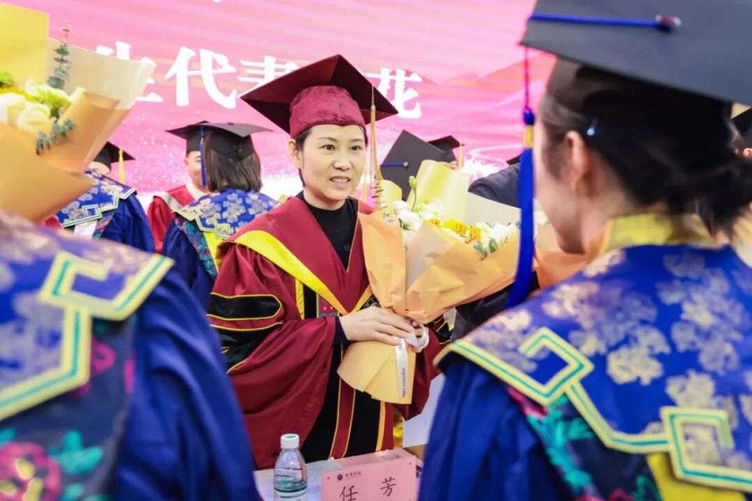 逐梦启航！西京学院2026届硕士研究生毕业典礼举行