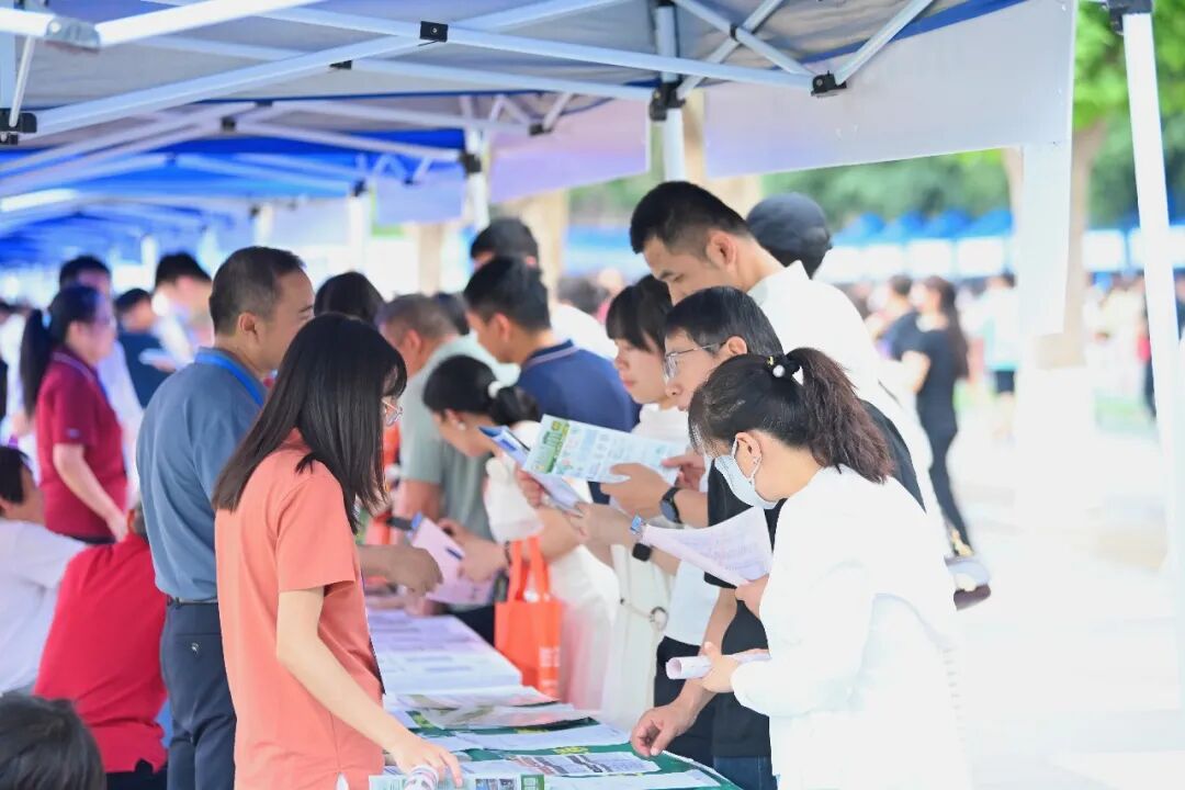 咨询会圆满收官丨150余所高校齐聚西京学院，助力三秦学子志愿规划