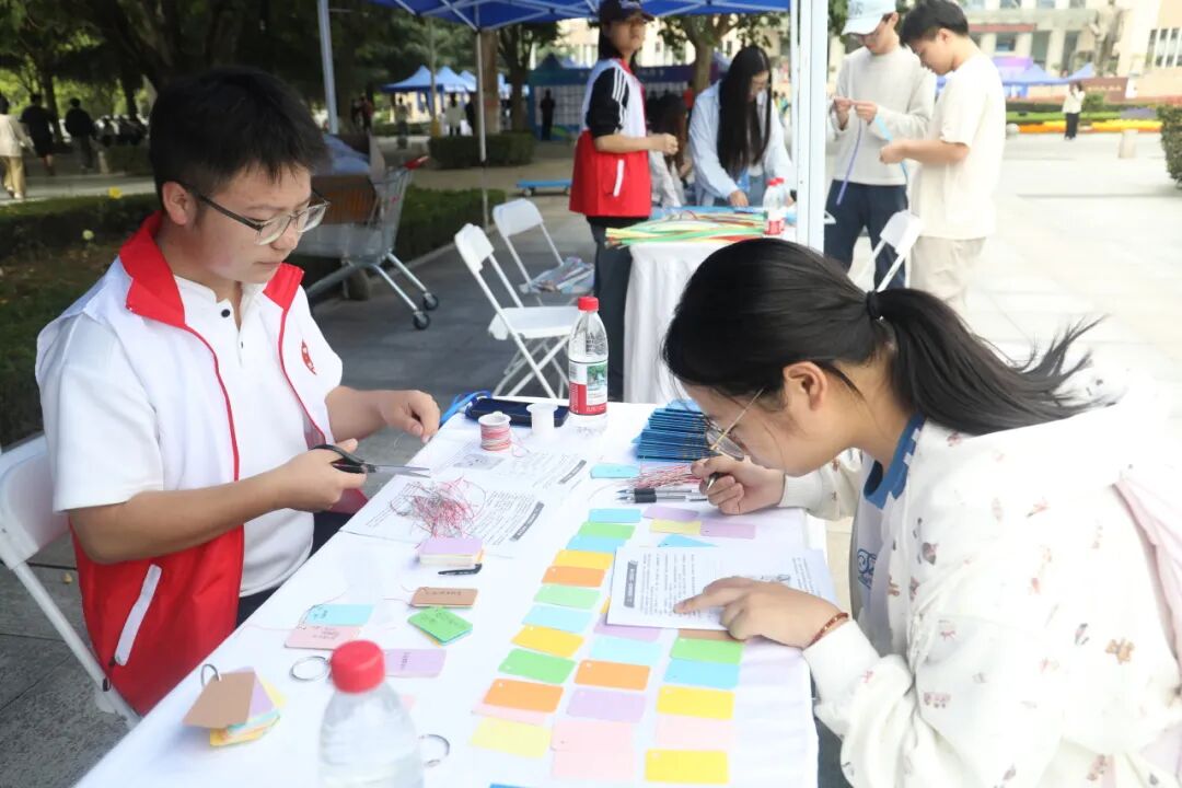 西安培华学院 2026 秋季综合双选会暨第十届 “蒲公英” 生涯体验节圆满落幕