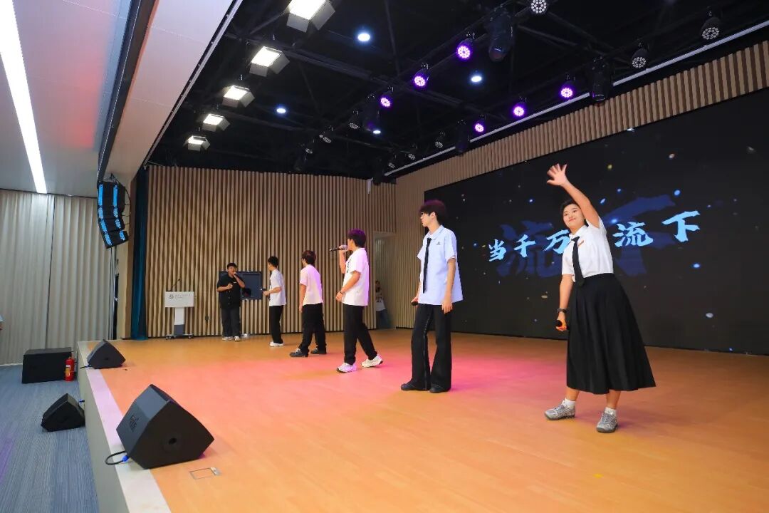 西安汽车职业大学2026届高职专科生毕业典礼暨欢送毕业生文艺汇演圆满成功